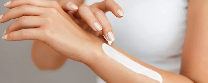استفاده از لوسیون بدن ورناتن برای پوست خشک 879798654321