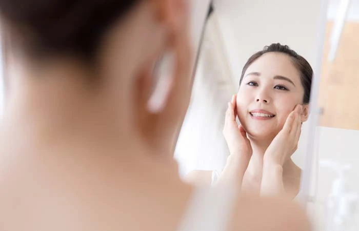 زدن ضدآفتاب روی پوست تمیز 4786546410