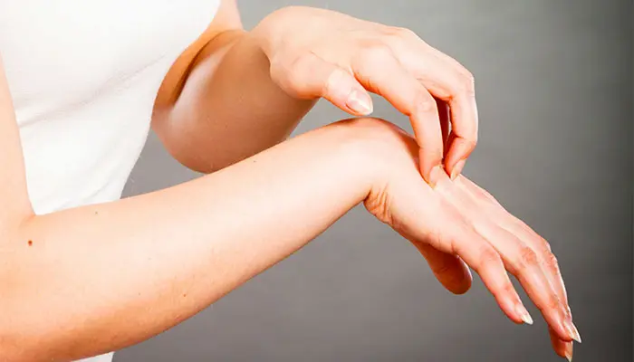 خارش و قرمزی دست 6465210