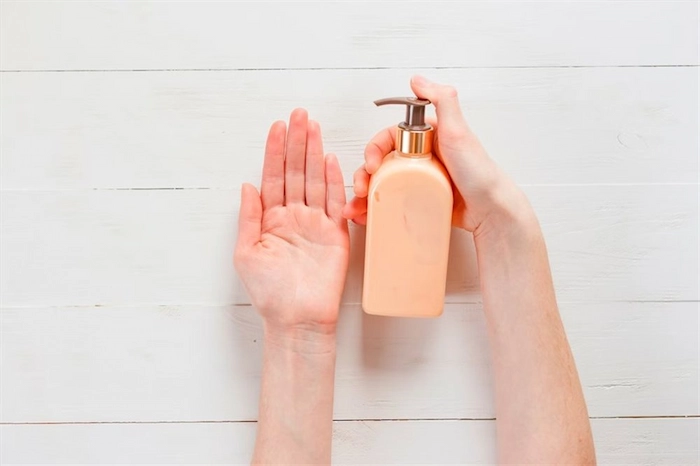 لوسیون بدن برای پوست های خشک 54586410