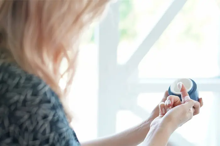 تشخیص تاریخ انقضا محصولات پوستی 54353535