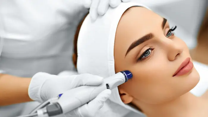 پاکسازی با دستگاه در کلینیک 34535343